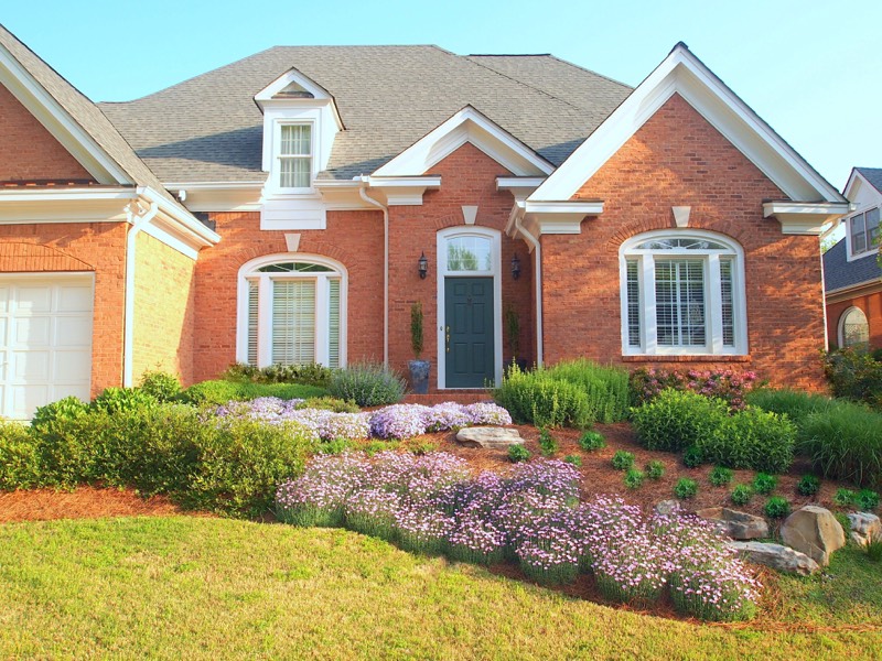 Small front yard landscape Atlanta spring perennials